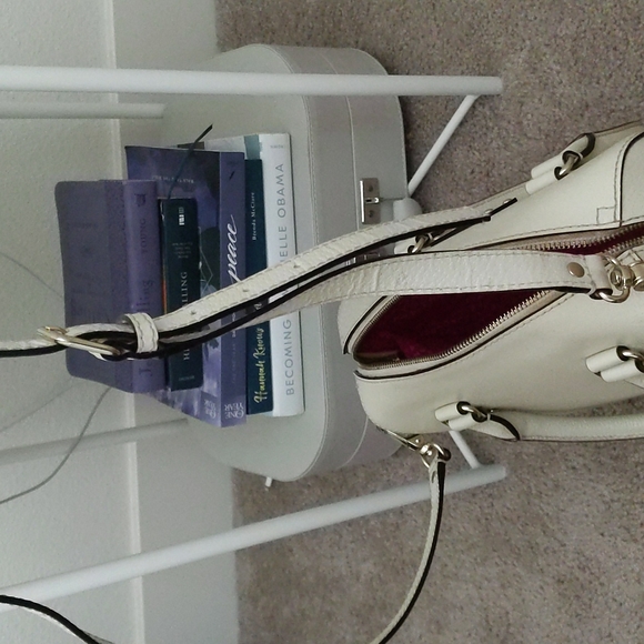 Kate spade satchel - Picture 17 of 17